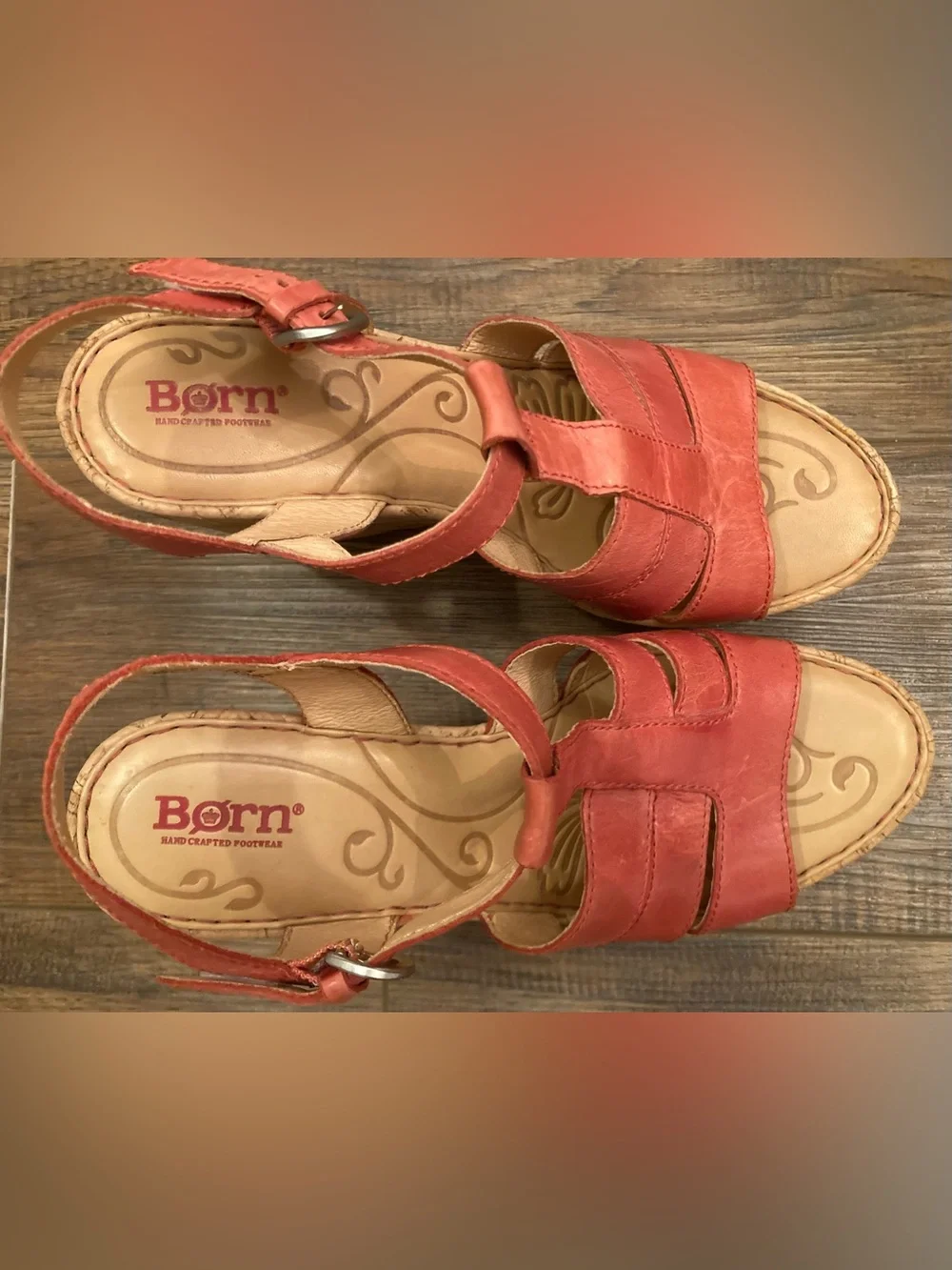 Born Women’s Nicolina Leather Wedge Sandals